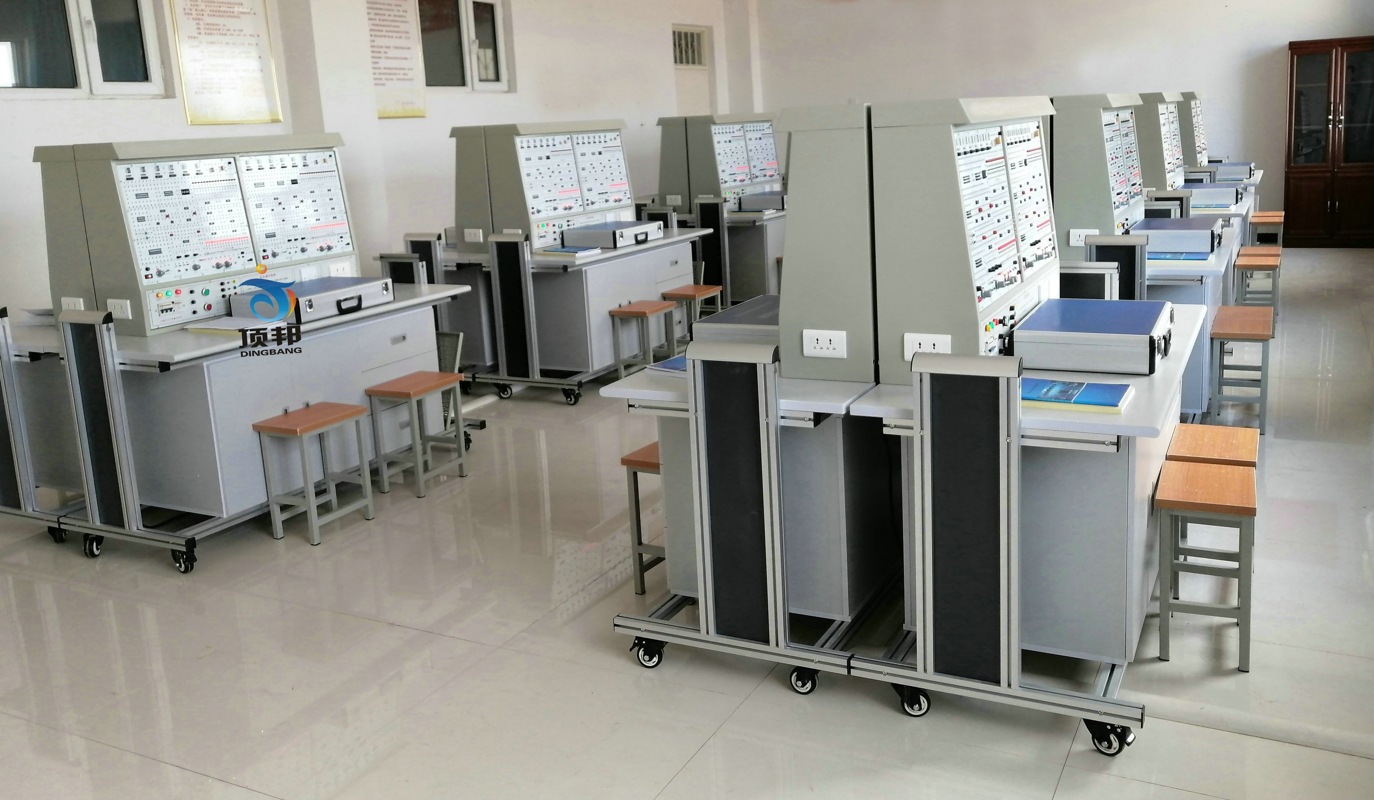 數(shù)字電路實驗裝置（雙組）