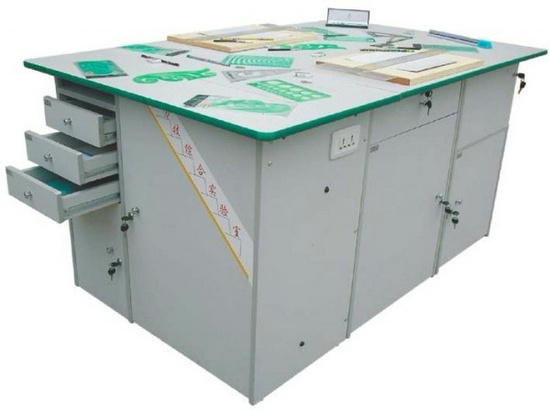 中學(xué)勞技實(shí)驗(yàn)臺