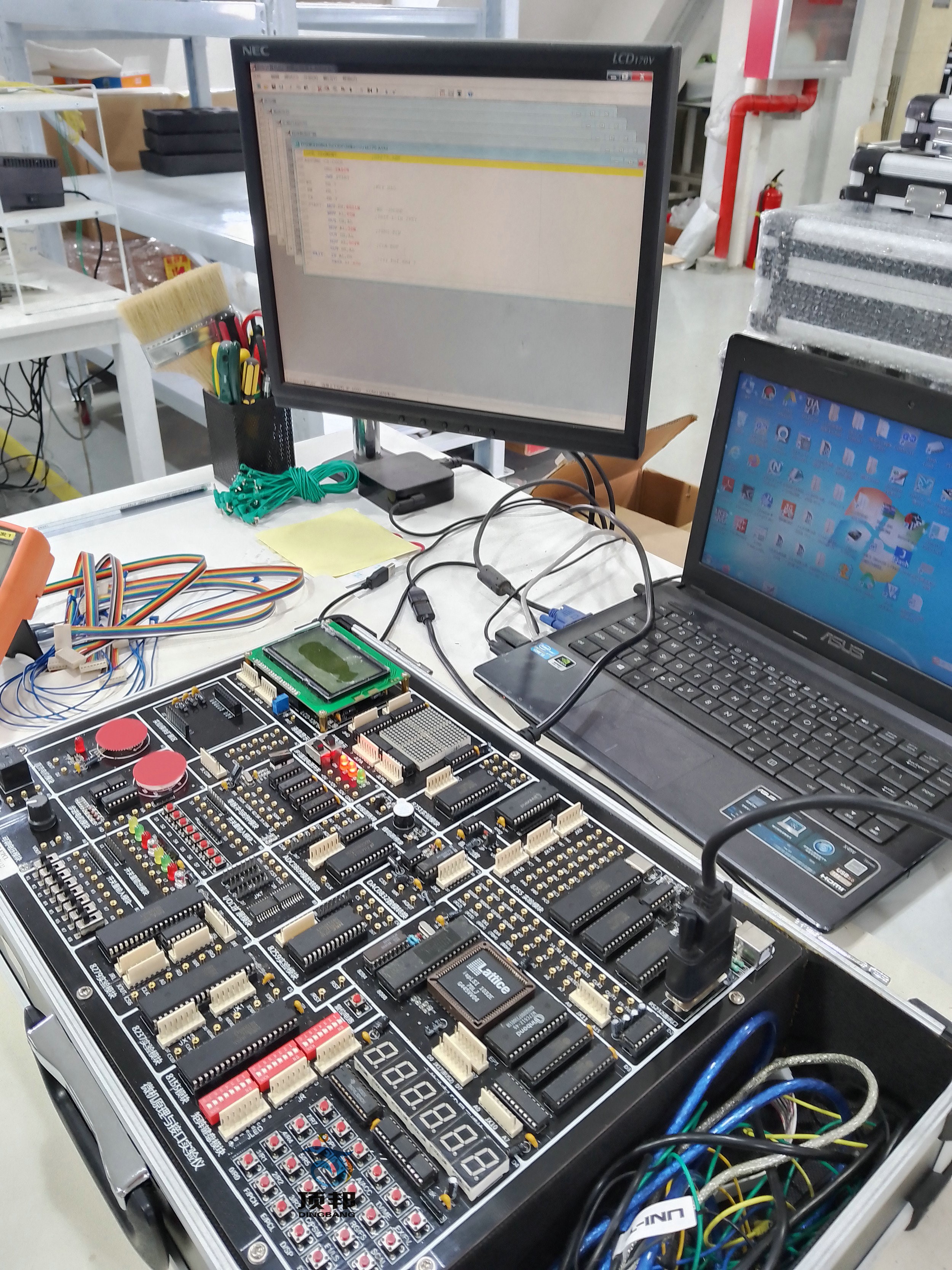 微機(jī)原理及接口技術(shù)實(shí)驗(yàn)箱