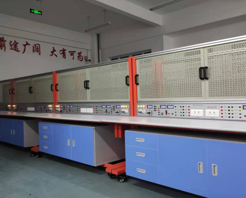 電拖與照明實(shí)訓(xùn)平臺(tái)