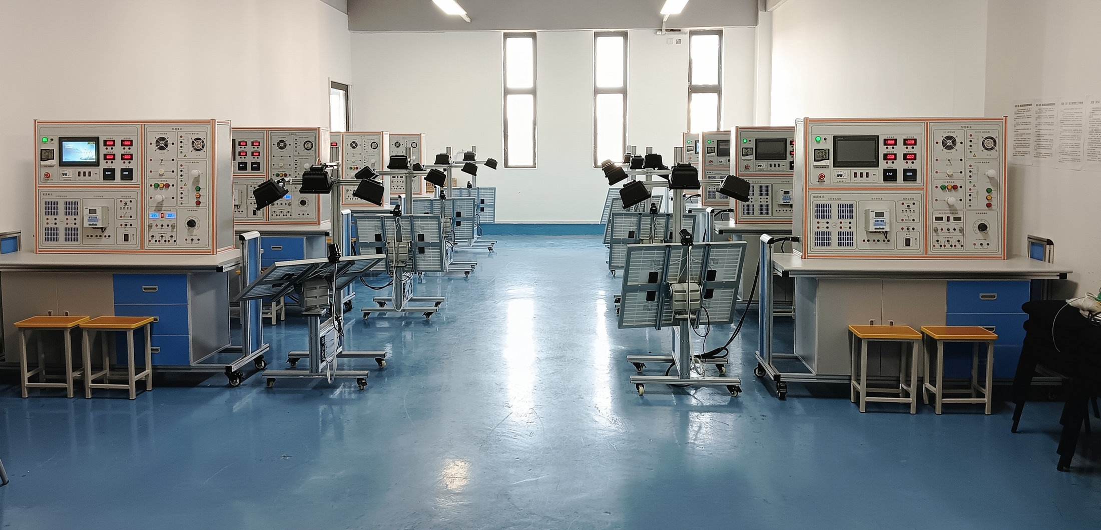 太陽能光伏發(fā)電系統(tǒng)實(shí)驗(yàn)實(shí)訓(xùn)臺(tái)