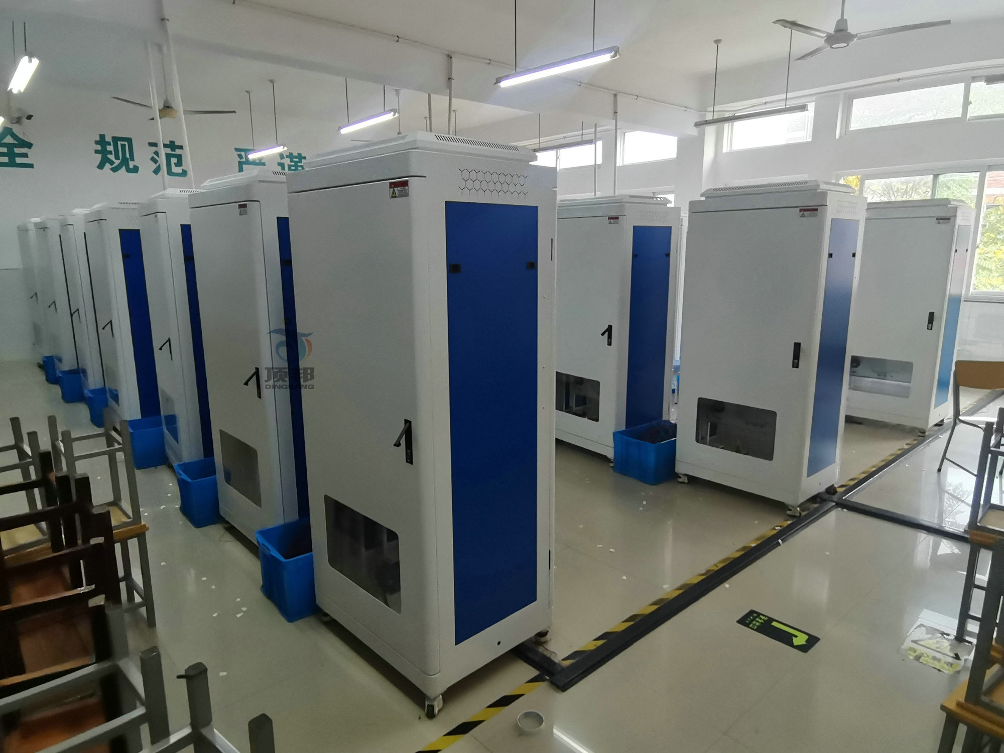 電機控制及儀表照明綜合實訓(xùn)裝置