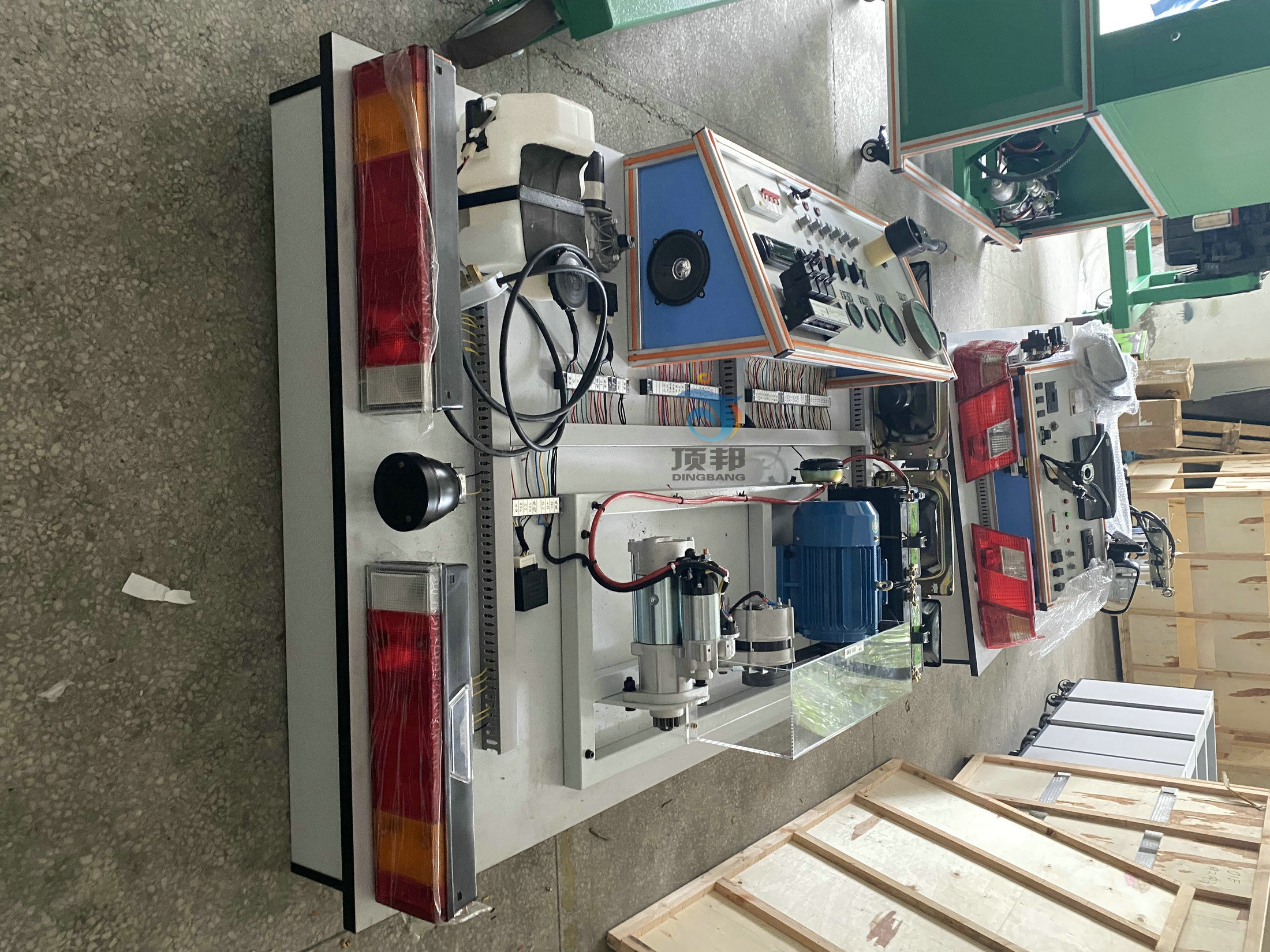 斯太爾臺式全車電器實訓臺