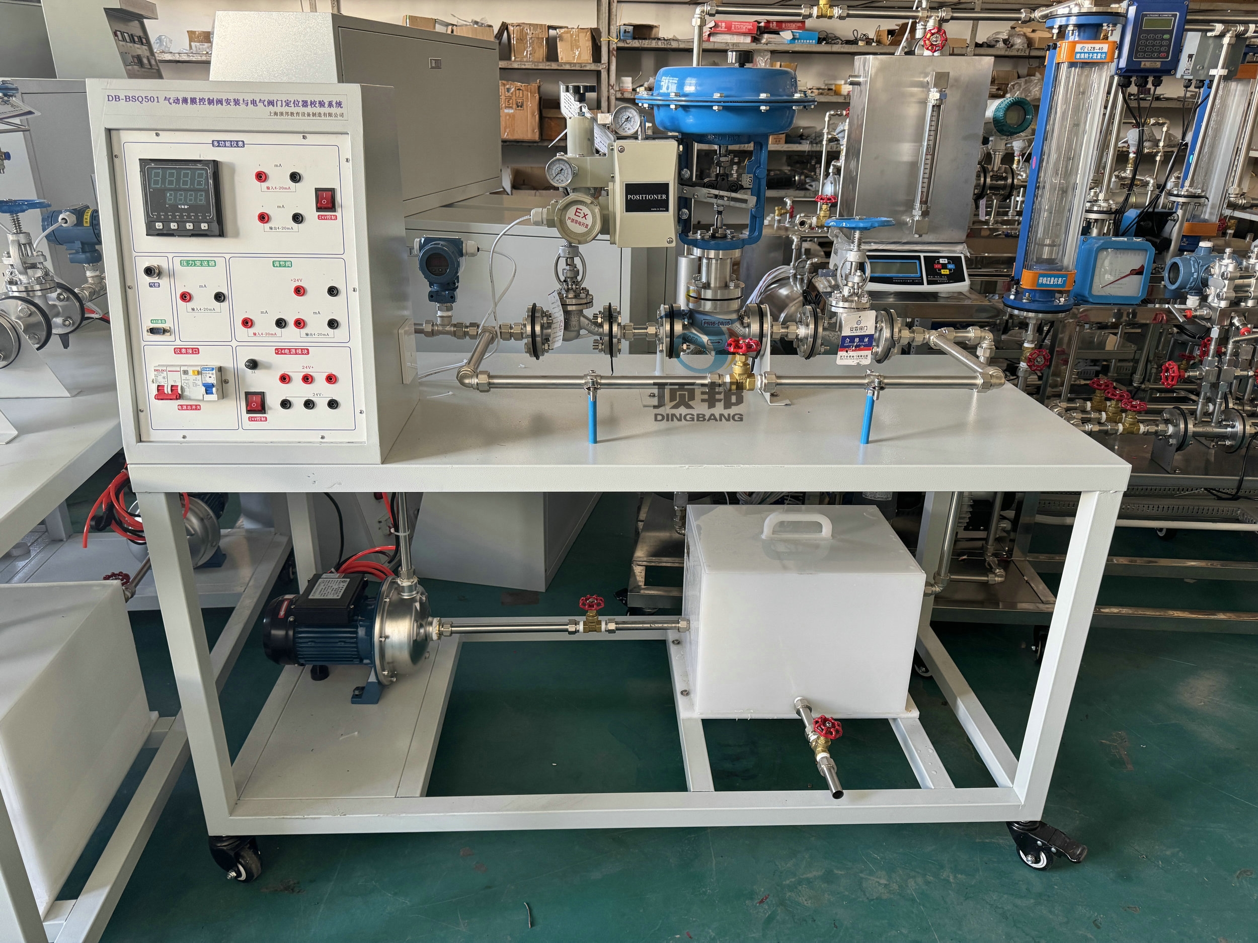 氣動(dòng)薄膜控制閥安裝與電氣閥門定位器校驗(yàn)系統(tǒng)