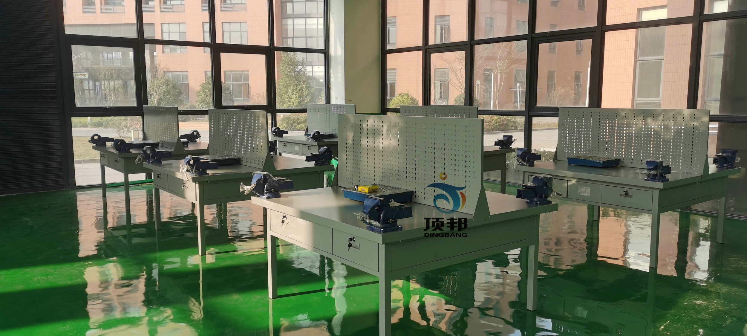 安順學院機械創(chuàng)新、液壓、鉗工等實訓設備(圖5)