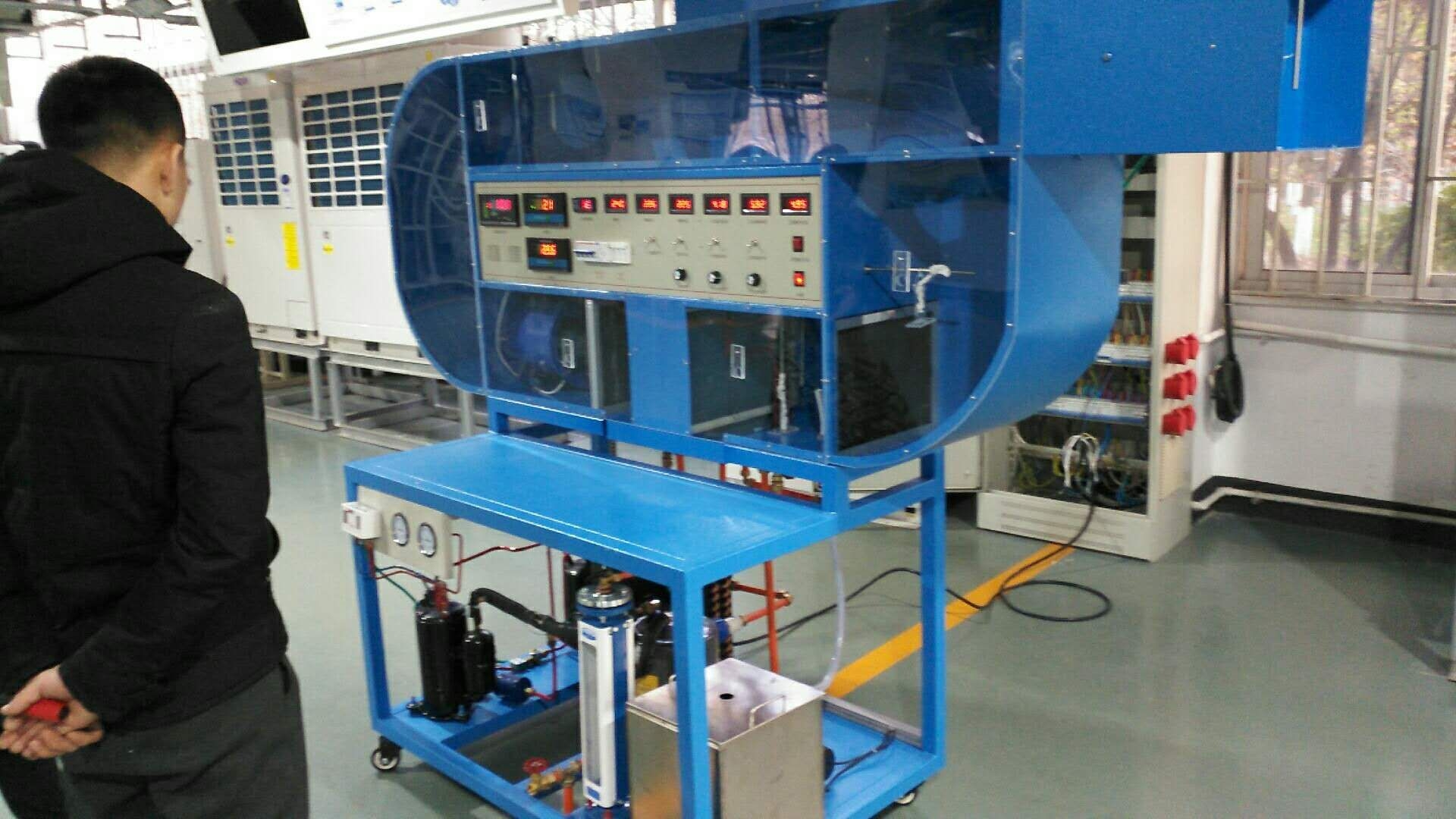 青島職業(yè)技術(shù)學(xué)院循環(huán)式空調(diào)過(guò)程實(shí)驗(yàn)平臺(tái)(圖2)